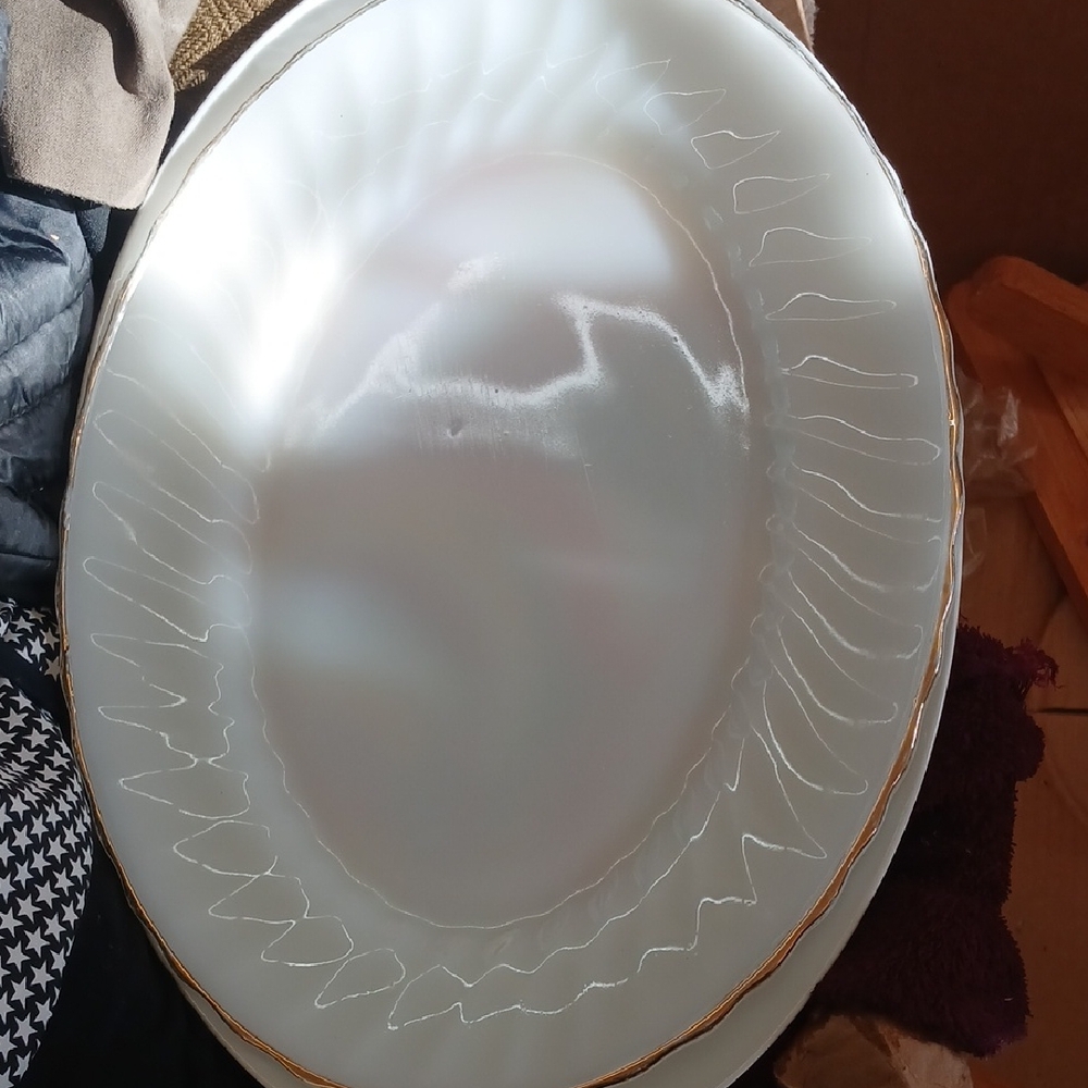Elegant White and Gold Rimmed Plate 12  Inches Wide
